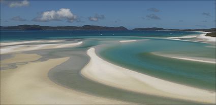 Whitehaven Beach - QLD T (PBH4 00 15031)